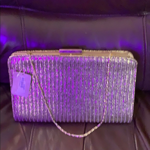 Gold clutch new with tags - Picture 3 of 6